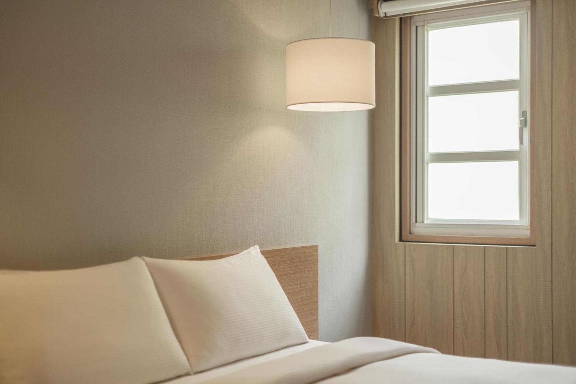 Kindness Hotel - Tainan Chihkan Tower Ruang foto