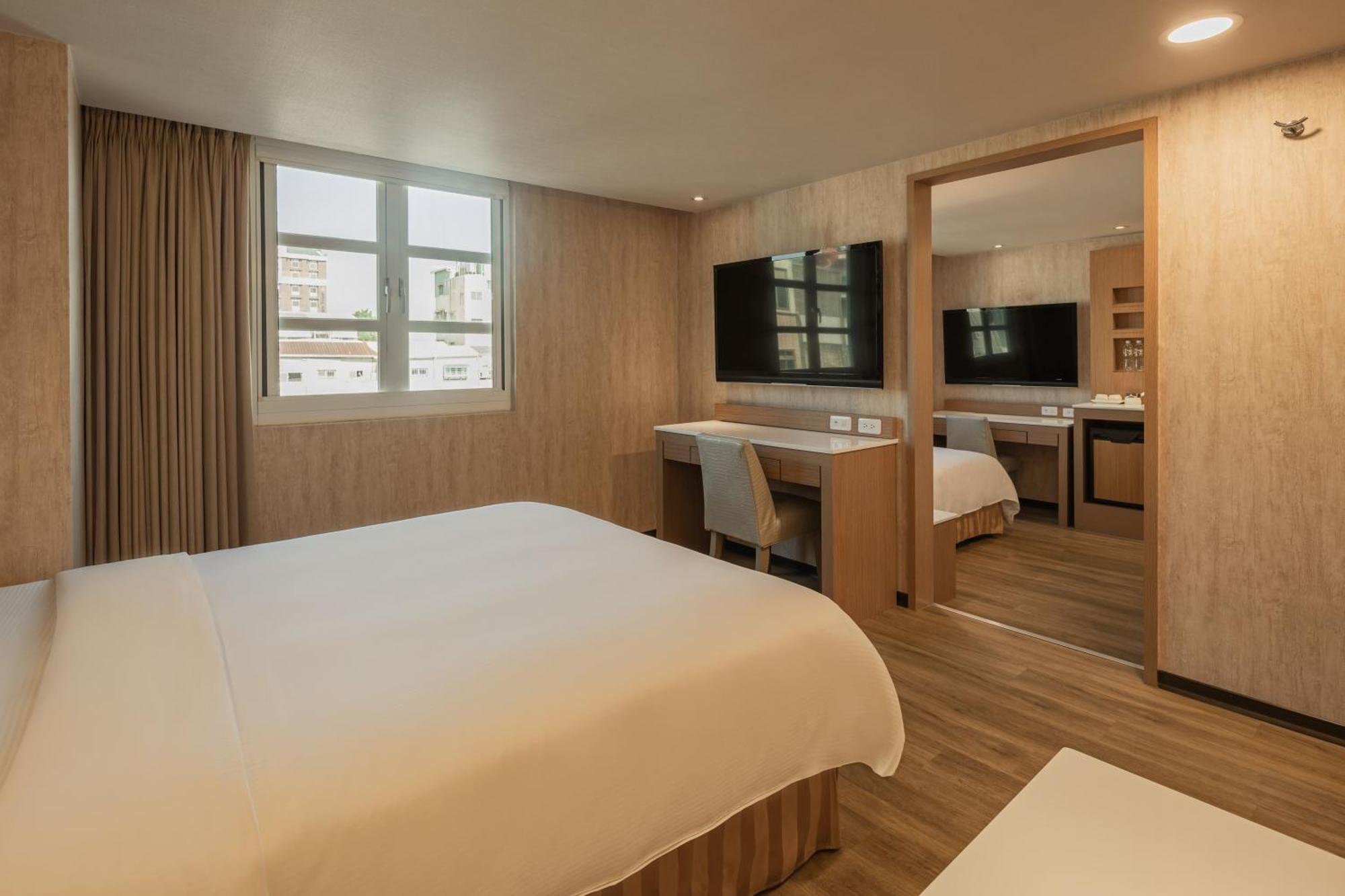 Kindness Hotel - Tainan Chihkan Tower Ruang foto