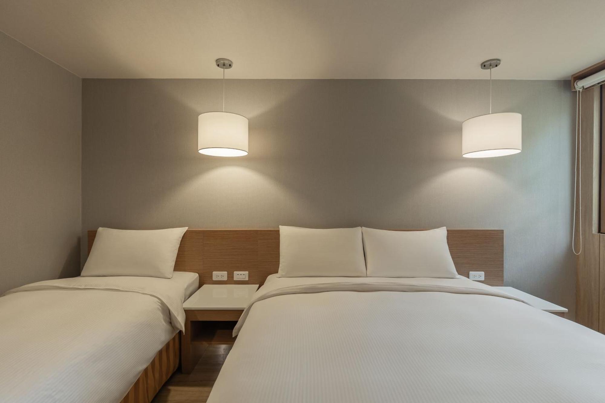Kindness Hotel - Tainan Chihkan Tower Ruang foto