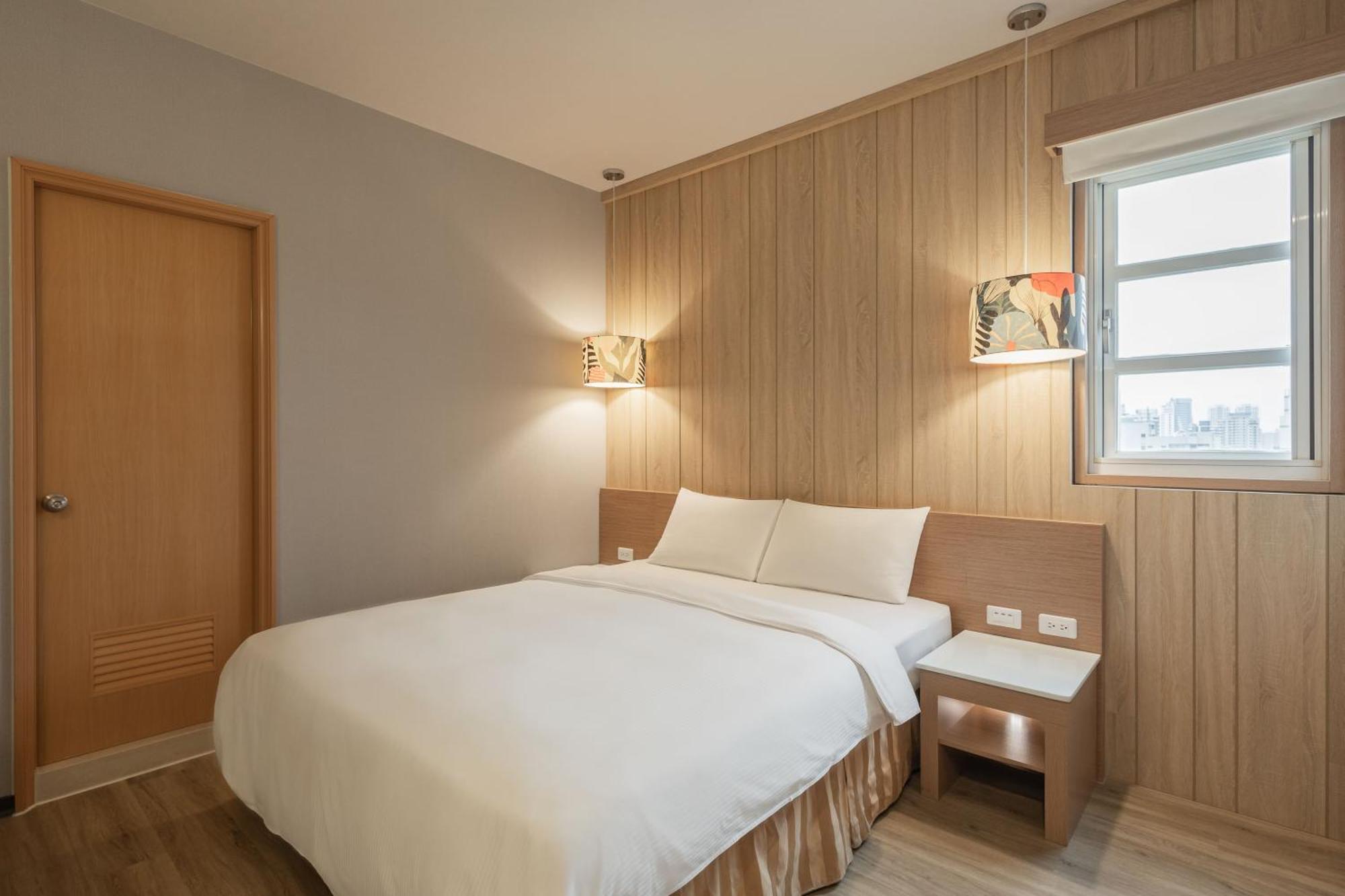 Kindness Hotel - Tainan Chihkan Tower Ruang foto