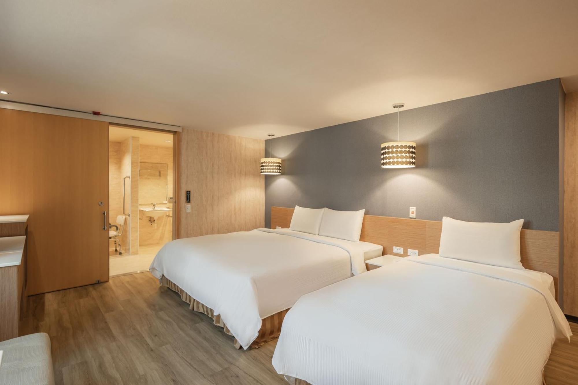 Kindness Hotel - Tainan Chihkan Tower Ruang foto
