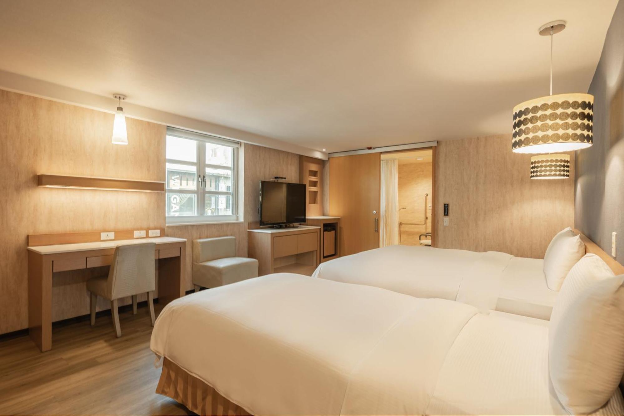 Kindness Hotel - Tainan Chihkan Tower Ruang foto